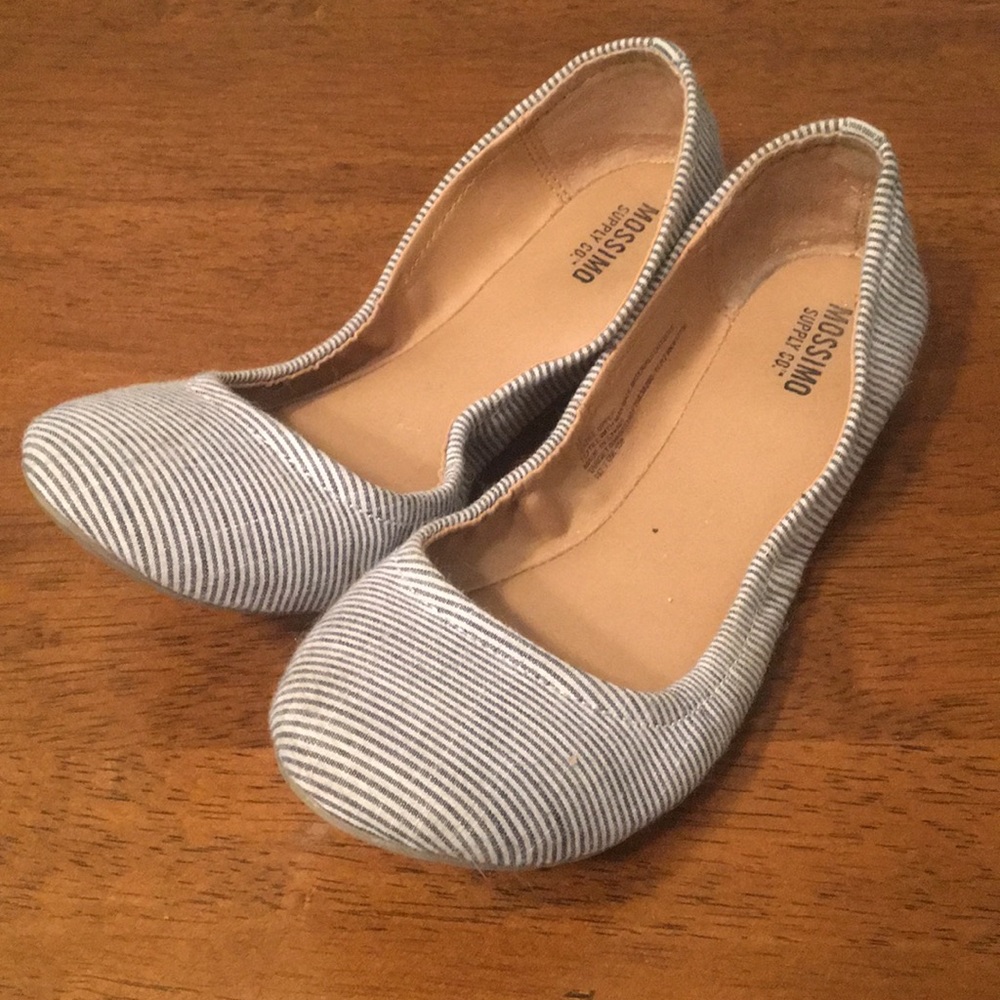 Mossimo striped flats